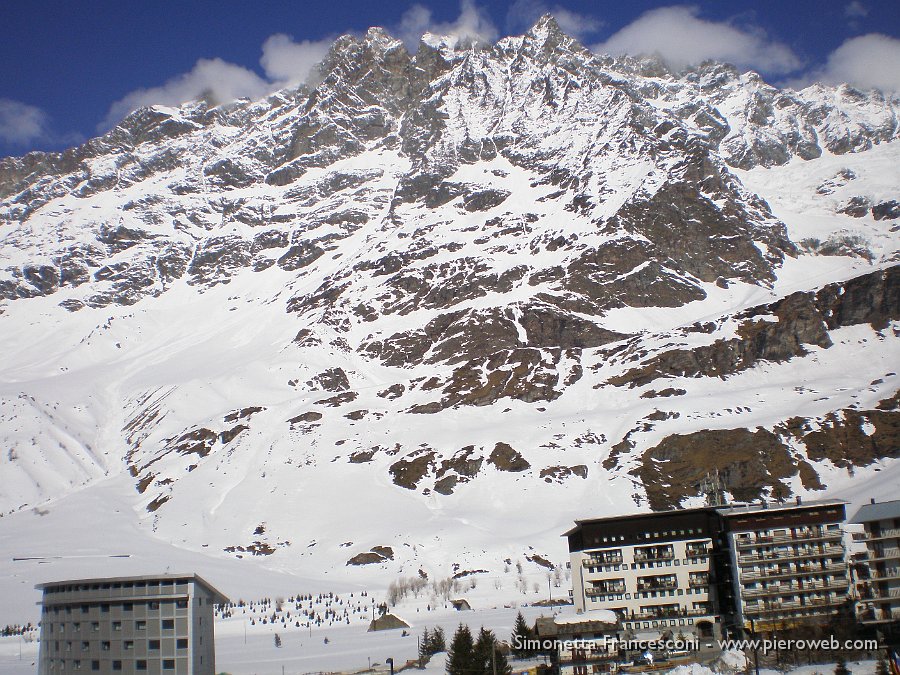 01  ARRIVO A CERVINIA...MI GUARDO INTORNO.JPG